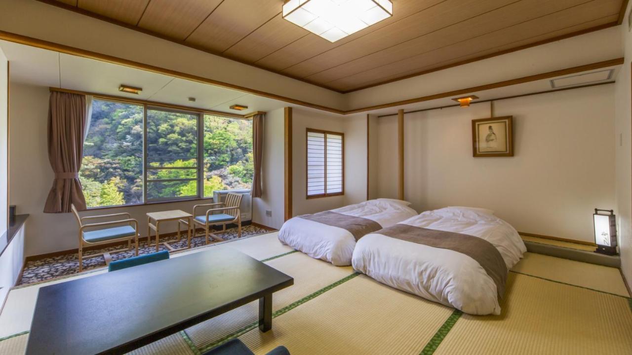 Shimobe Hotel Minobu Экстерьер фото