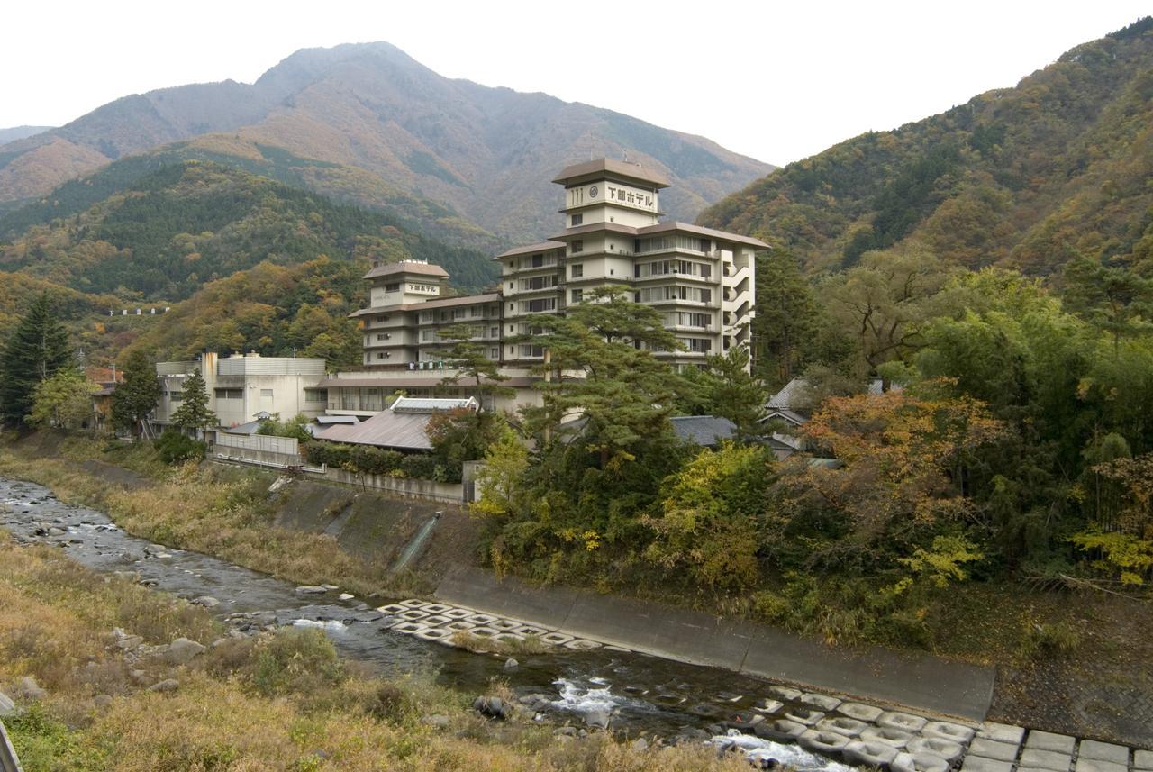 Shimobe Hotel Minobu Экстерьер фото