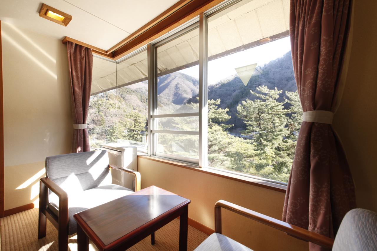 Shimobe Hotel Minobu Экстерьер фото