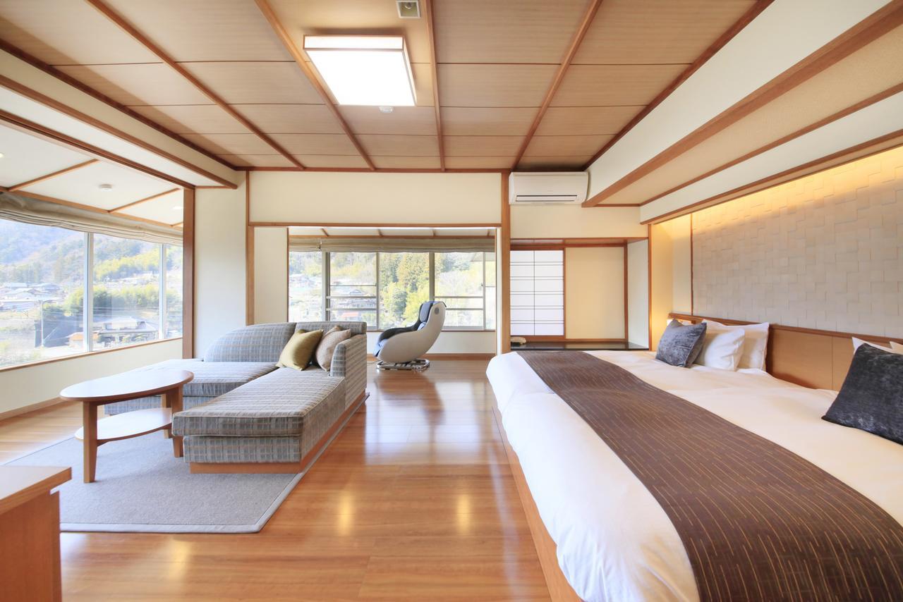 Shimobe Hotel Minobu Экстерьер фото